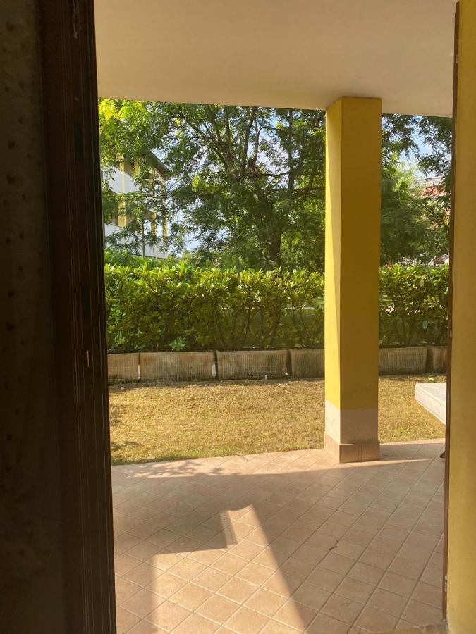 Appartamento Il Faro Con Giardino In Residence Con Piscina 代森扎诺-德尔加达 外观 照片